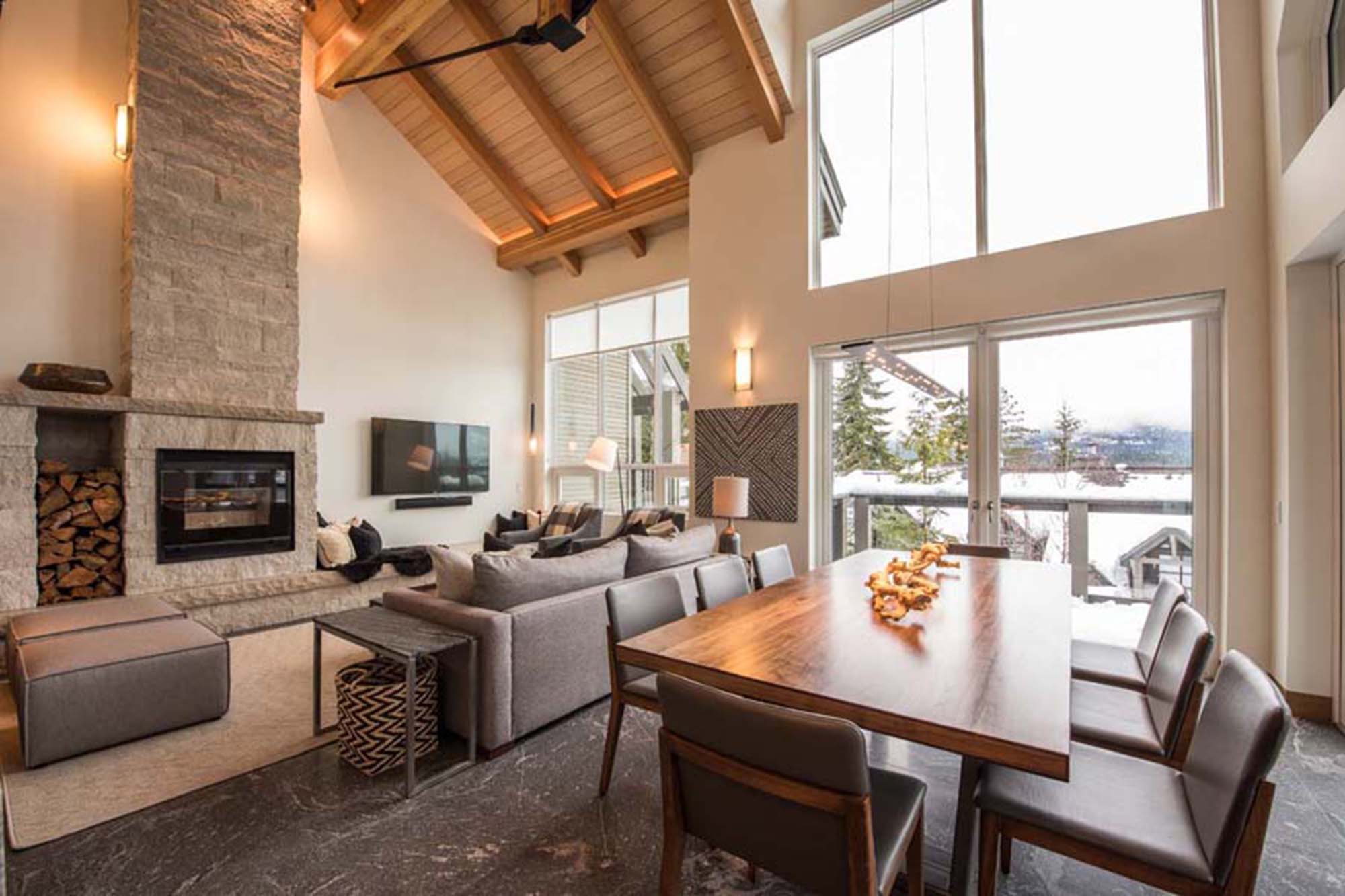 dining Fireplace